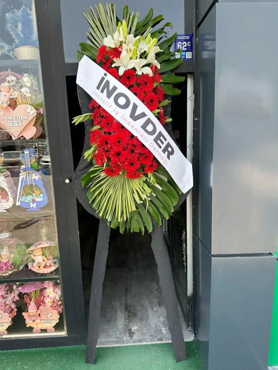 Cenaze Çelengi 2